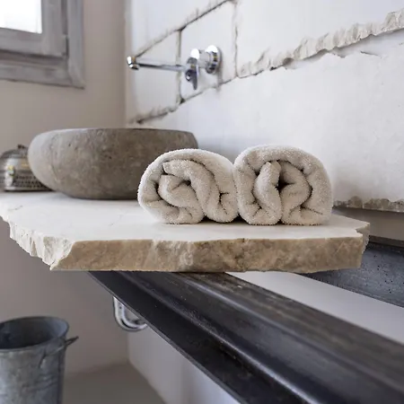 F Fine - Adults Only Szálloda Líndosz