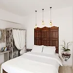 F Fine - Adults Only Hotel
