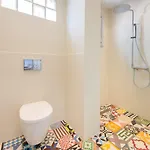 F Fine - Adults Only Otel