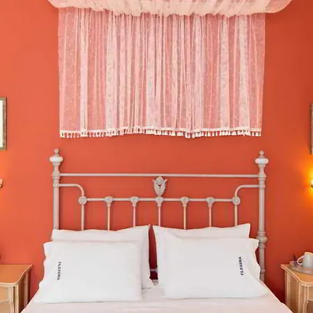 F Fine - Adults Only Hotel