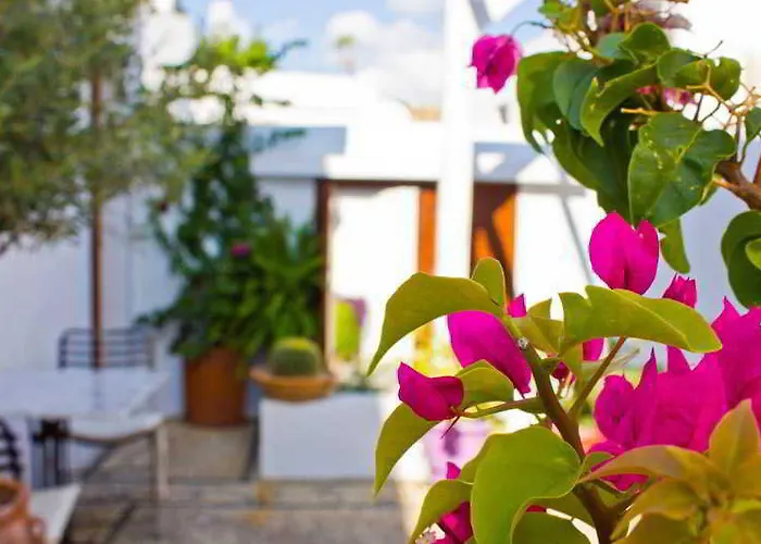 F Fine - Adults Only 3* Lindos (Rhodes)