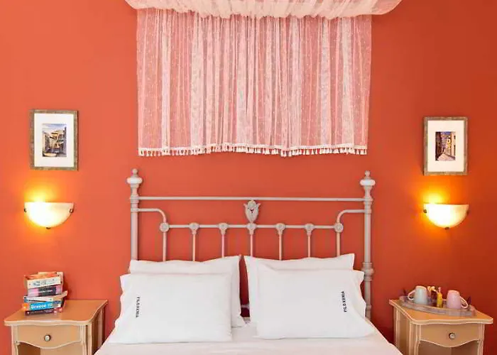 F Fine - Adults Only Hotel